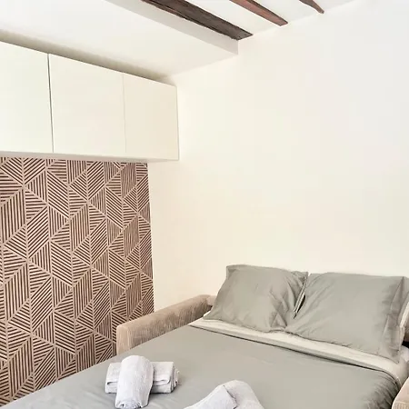 11th Cozy Flat Marais-bastille Fibre & Netflix Appartamento Parigi