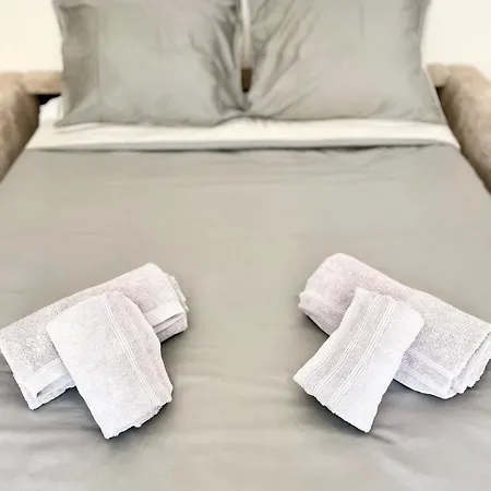 11th Cozy Flat Marais-bastille Fibre & Netflix Appartamento *